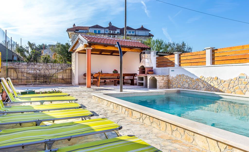 Apartments Bardak Ližnjan 외부 사진