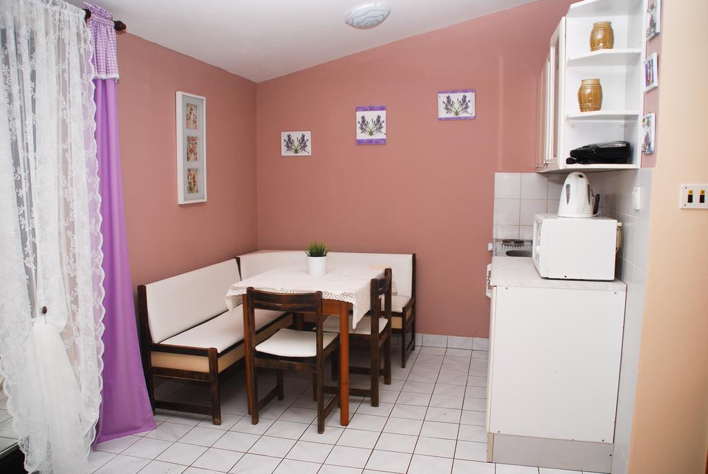 Apartments Bardak Ližnjan 객실 사진